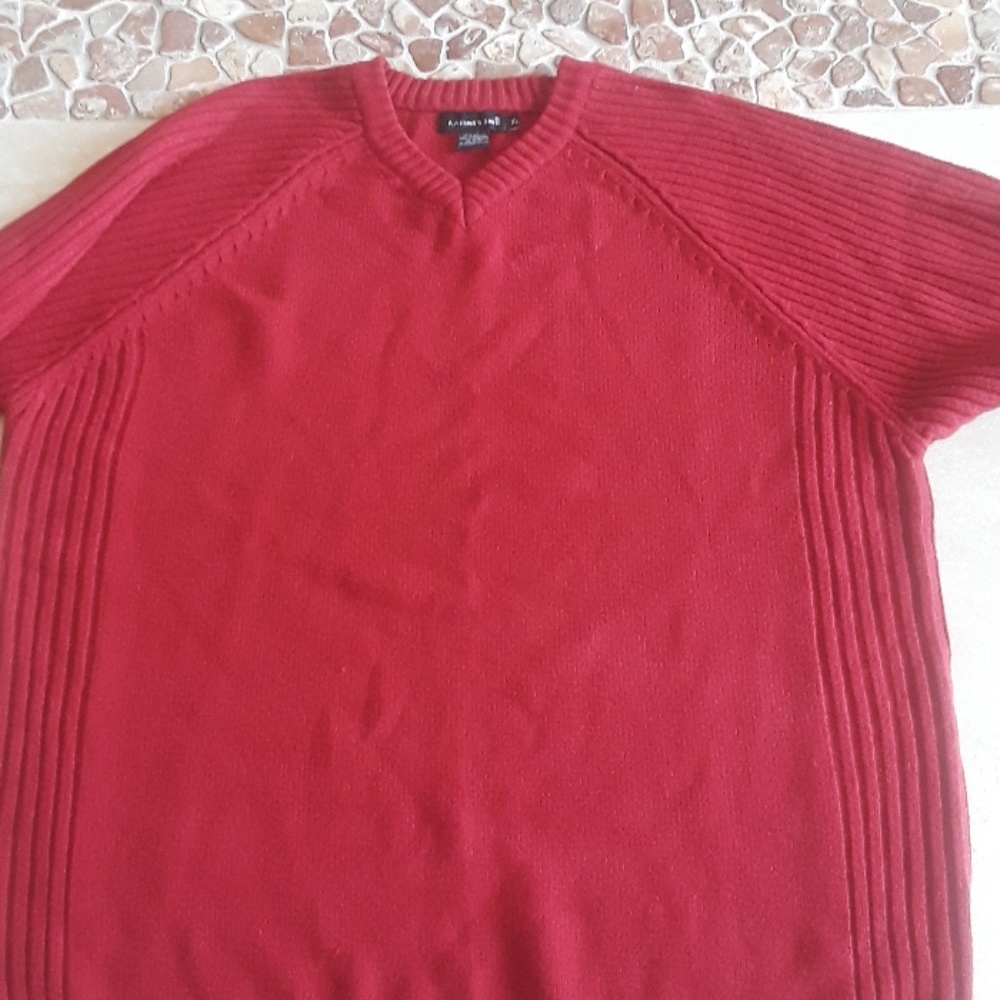 Sweater - Picture 2 of 3